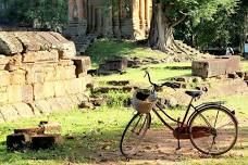 Angkor Temples Cycling Tour: Explore UNESCO Heritage Site