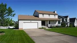 Open House: 1-3pm EDT at 912 Longbrook Dr, Wadsworth, OH 44281