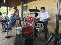 Music in the Vineyard with the Bob Dorr Trio