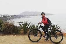 Bike Tour of Lima: Explore Coastal Districts and Morro Solar Hill