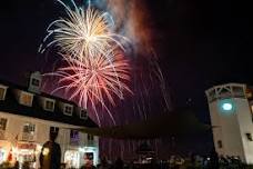 Fireworks in Town Square  — Waterville Valley Resort