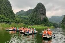Bai Dinh Temple & Trang An & Mua Cave Tour: Full Day Adventure with Lunch and Transport Included