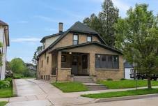 Open House: 2-4pm CDT at 418 New York Ave, Sheboygan, WI 53081