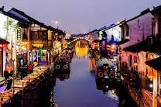 Suzhou Private Day Tour from Wuxi: Explore Canals and Gardens by Bullet Train