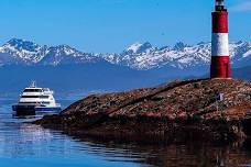 Ushuaia City Tours: Explore Beagle Channel, National Park, and Lakes Escondido & Fagnano