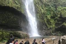 Cuenca Day Tour: Explore Giron Waterfall and Busa Lake