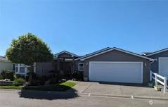 Open House: 1:00 PM - 4:00 PM at 27229 217th Pl Se